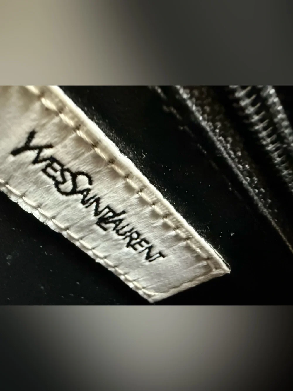 Yves Saint Laurent clutch - Picture 10 of 17